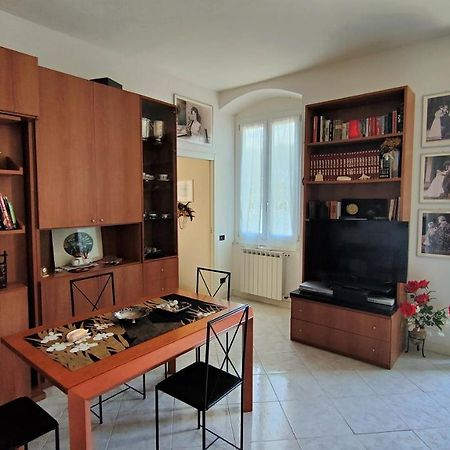 Un Balcone In Pineta Apartment Fezzano  Exterior photo